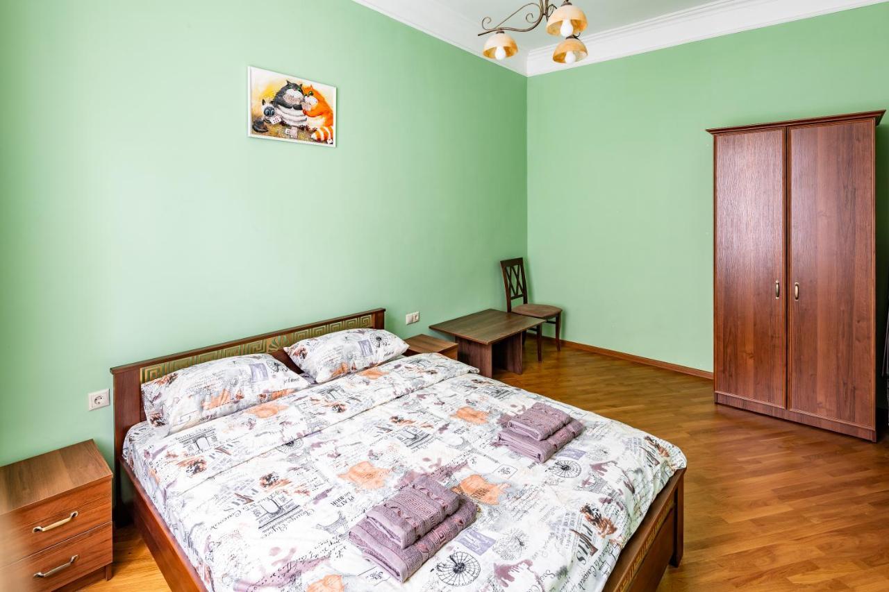 13 Franka Apartment 1 Lviv Exterior foto