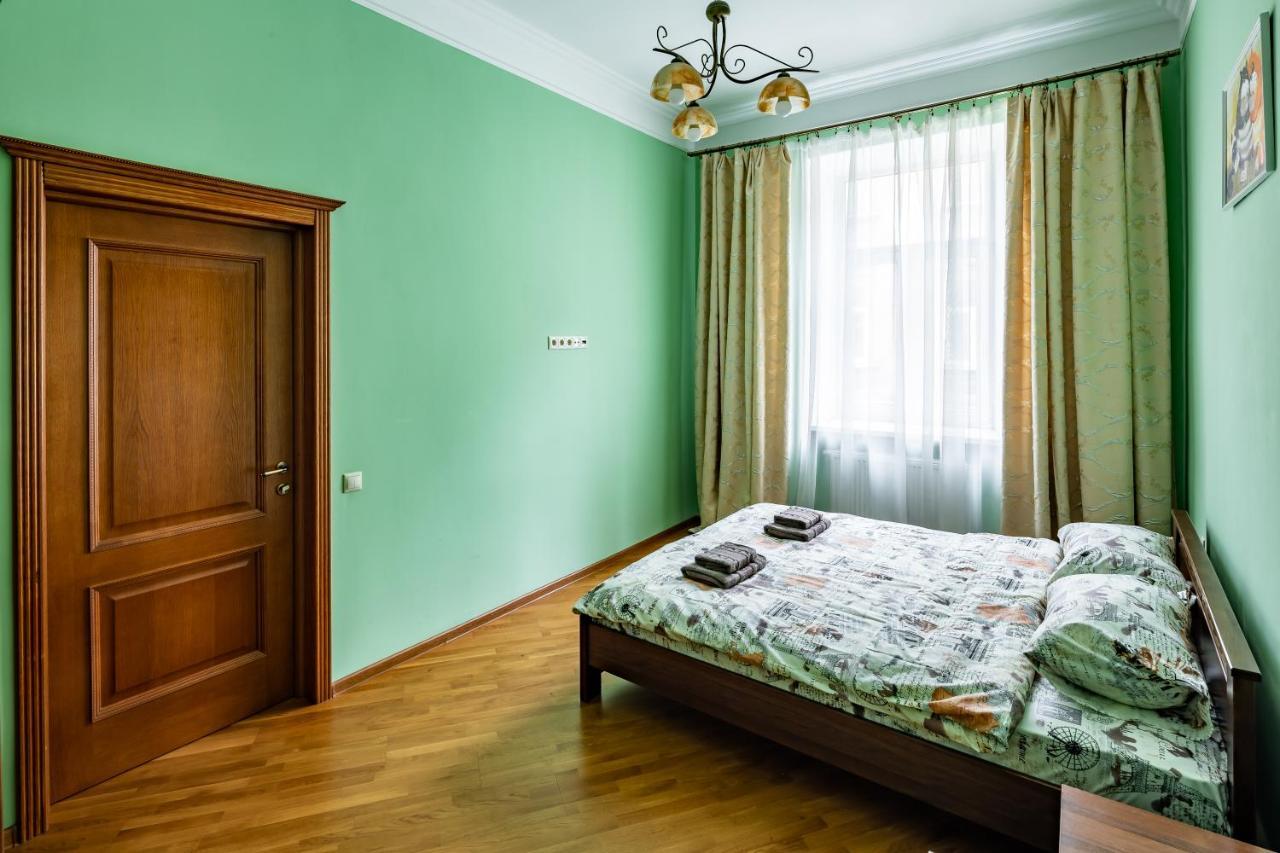 13 Franka Apartment 1 Lviv Exterior foto