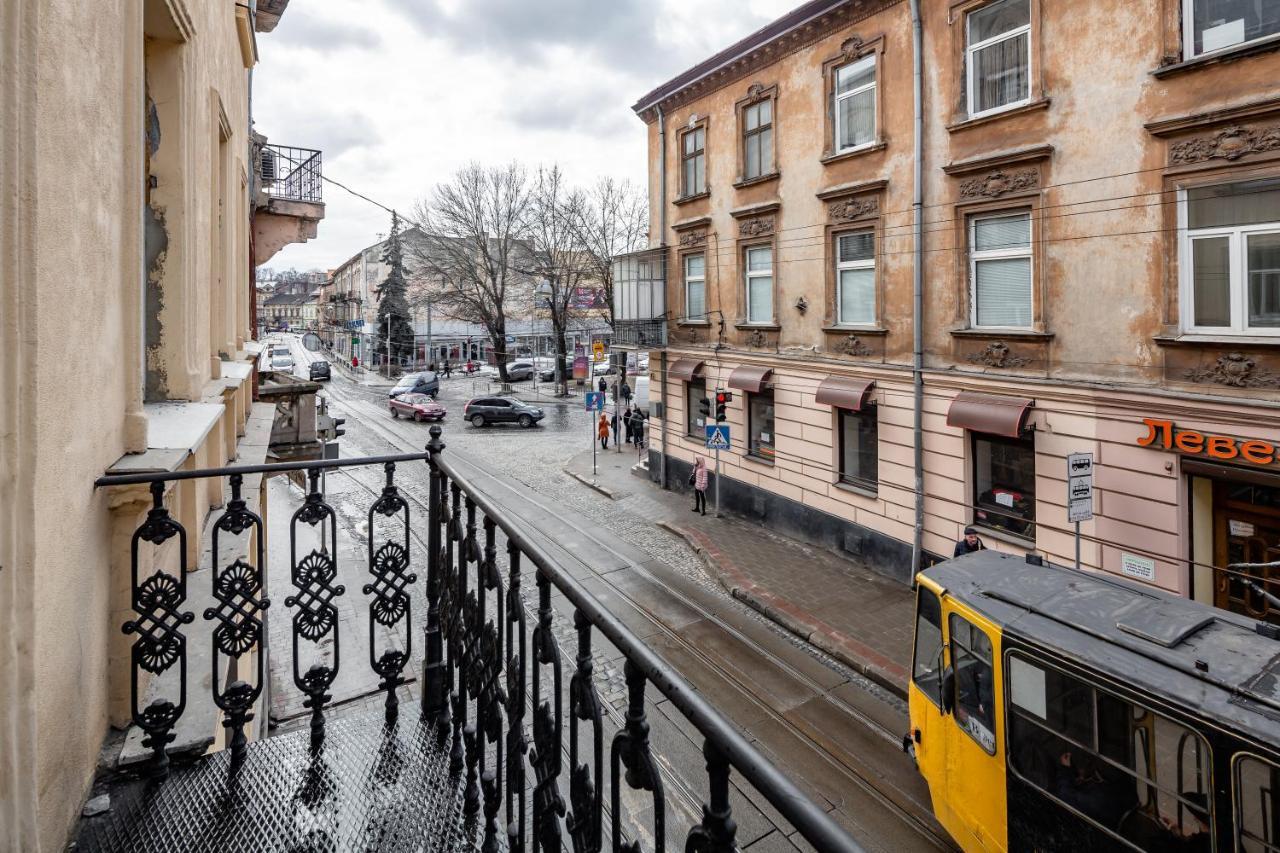 13 Franka Apartment 1 Lviv Exterior foto